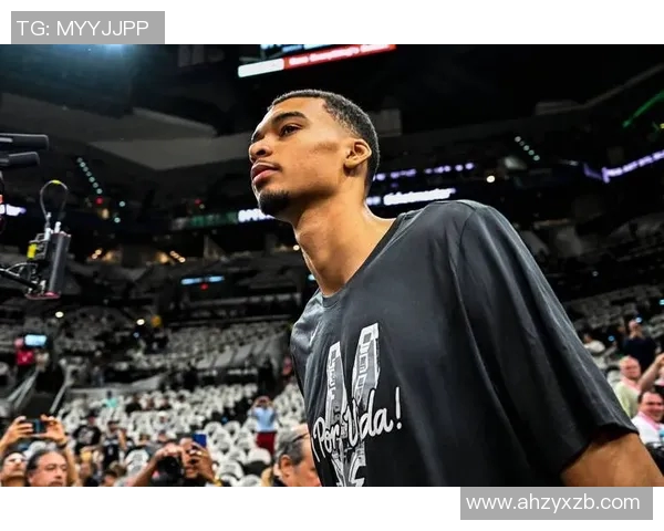 文班亚马法国队首秀狂砍27分震撼意大利引发NBA球探热议