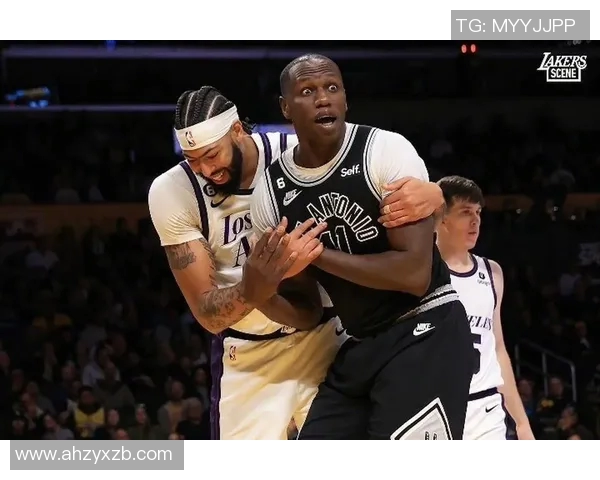 马刺与湖人激战正酣12月8日NBA精彩对决前瞻与分析